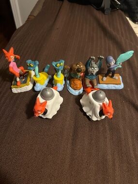2025 McDONALD'S Zootopia 2 Disney HAPPY MEAL TOYS  Set 8 Cake Toppers